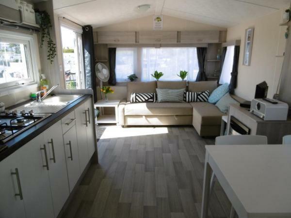 Chalet Joleen Ijmuiden Aan Zee, Vlakbij Het Strand Exteriör bild
