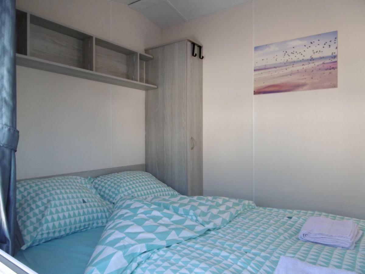Chalet Joleen Ijmuiden Aan Zee, Vlakbij Het Strand Exteriör bild